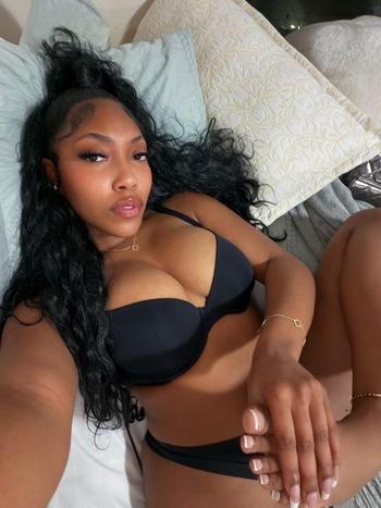 Lexy Lykes , 24  female escort, Bowling Green